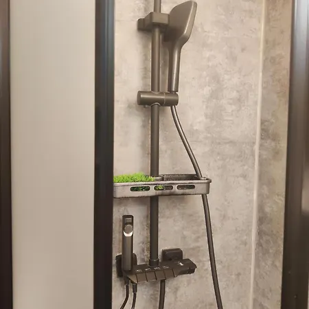 Nidal Apartment *